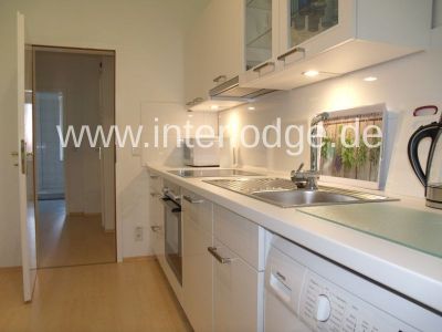 INTERLODGE Modern m&ouml;blierte Wohnung mit Balkon in Essen-Huttrop