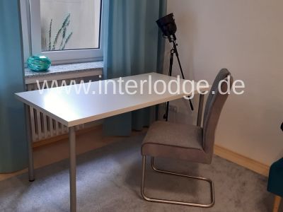 INTERLODGE Modern m&ouml;blierte Wohnung mit Balkon in Essen-Huttrop