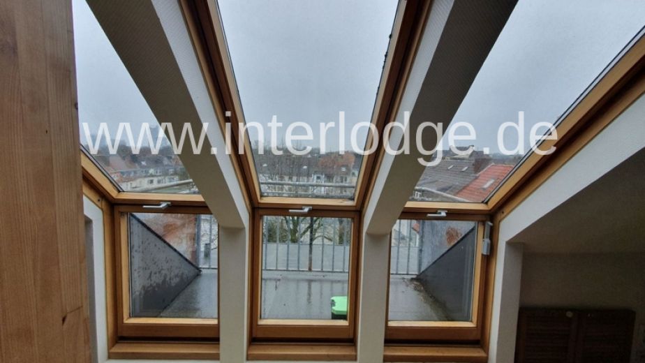 INTERLODGE Hochwertig ausgestattete Maisonettewohnung mit Balkon in Essen-Holsterhausen