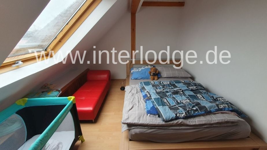 INTERLODGE Hochwertig ausgestattete Maisonettewohnung mit Balkon in Essen-Holsterhausen