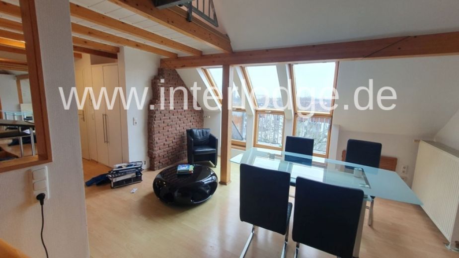 INTERLODGE Hochwertig ausgestattete Maisonettewohnung mit Balkon in Essen-Holsterhausen