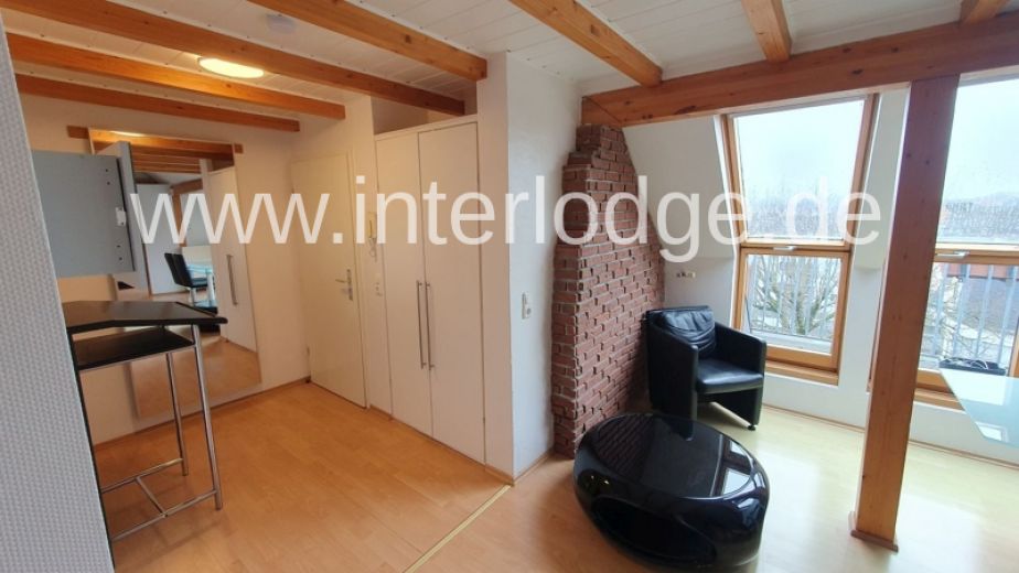 INTERLODGE Hochwertig ausgestattete Maisonettewohnung mit Balkon in Essen-Holsterhausen