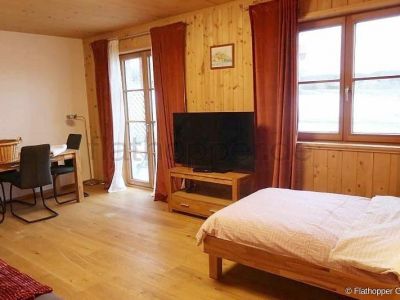 Gem&uuml;tliches Apartment mit Terrasse im Holzhaus - Baiernrain bei Otterfing