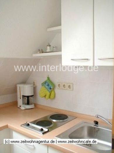 INTERLODGE Köln: Komplett möblierte, gemütliche Dachgeschoßwohnung für Einzelperson