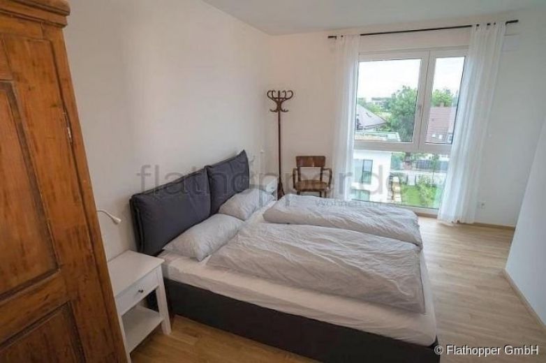 Stilvoll m&ouml;blierte 3-Zimmer-Wohnung mit Loggia - Gronsdorf / Haar - S-Bahn N&auml;he