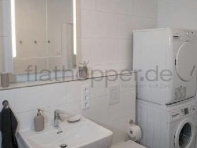 Stilvoll m&ouml;blierte 3-Zimmer-Wohnung mit Loggia - Gronsdorf / Haar - S-Bahn N&auml;he