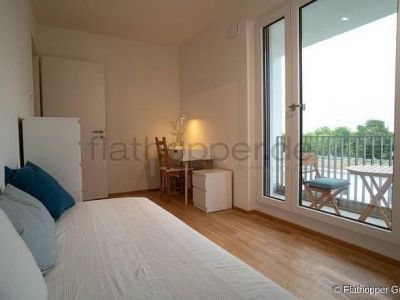 Stilvoll m&ouml;blierte 3-Zimmer-Wohnung mit Loggia - Gronsdorf / Haar - S-Bahn N&auml;he