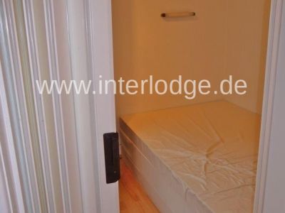 INTERLODGE Hamburg: Modern möbliertes Apartment am Feenteich mit Balkon