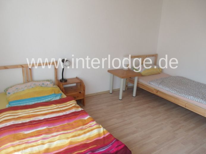INTERLODGE Monteurunterkünfte:
Gut ausgestattete 2 oder 3-Bett-Zi., Kochnische o. Küche, TV, W-Lan.