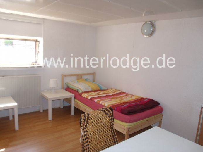 INTERLODGE Monteurunterkünfte:
Gut ausgestattete 2 oder 3-Bett-Zi., Kochnische o. Küche, TV, W-Lan.