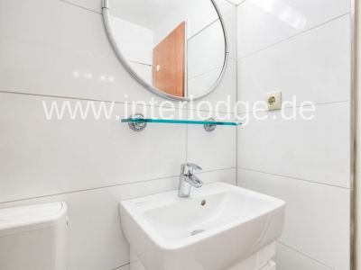 INTERLODGE Düsseldorf: Schickes, komplett möbliertes und geräumiges Apartment mit Balkon.