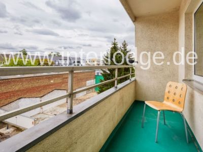 INTERLODGE Düsseldorf: Schickes, komplett möbliertes und geräumiges Apartment mit Balkon.