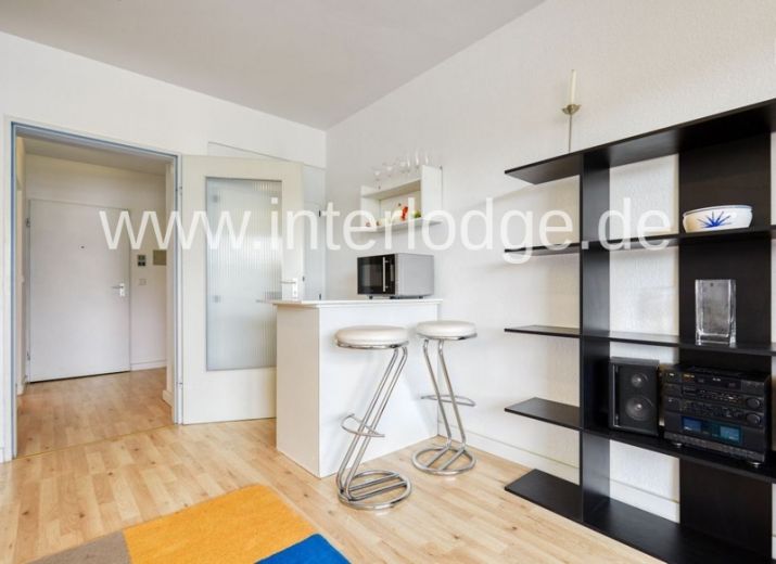 INTERLODGE Düsseldorf: Schickes, komplett möbliertes und geräumiges Apartment mit Balkon.