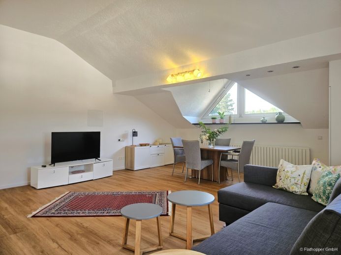 Möblierte 2,5-Zimmer-Wohnung in Neubiberg