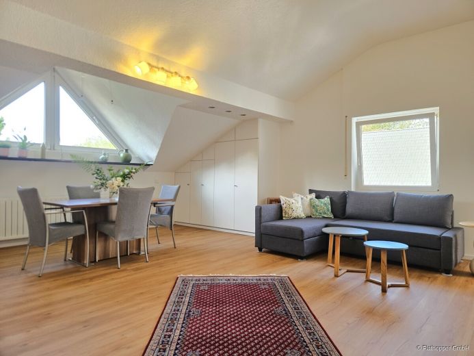 Möblierte 2,5-Zimmer-Wohnung in Neubiberg