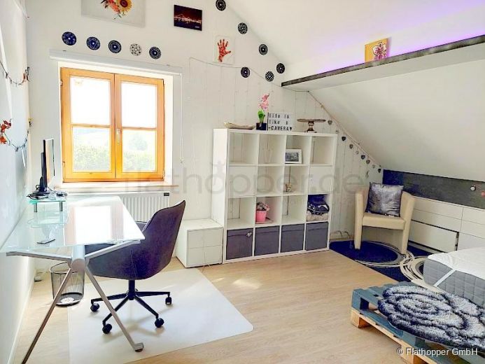 Geschmackvolle Dachgeschosswohnung Nähe Ampfing bei Mühldorf am Inn