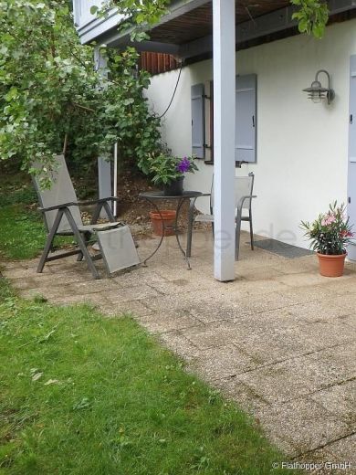 Gro&szlig;z&uuml;gige 3-Zimmer-Wohnung in Obing mit S&uuml;dterrasse