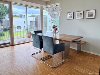 Hochwertige 3-Zimmer-Wohnung mit Balkon und Parkplatz in Schondorf am Ammersee nahe München