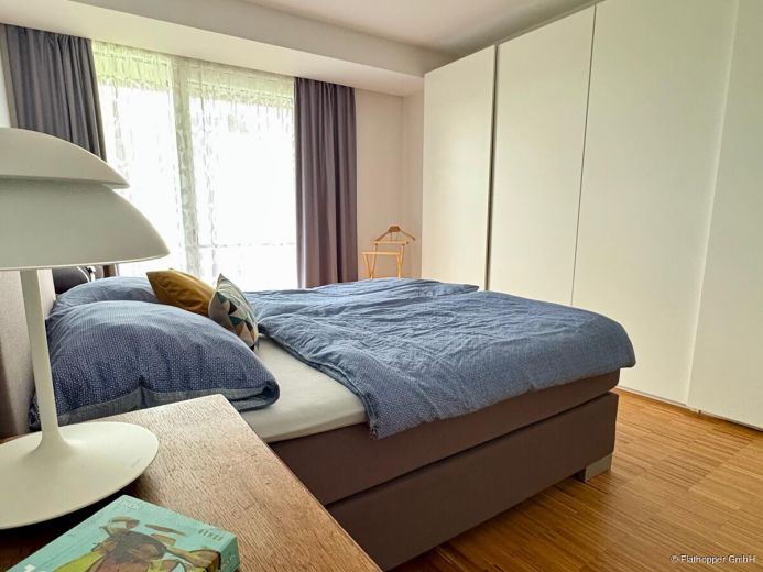 Hochwertige 3-Zimmer-Wohnung mit Balkon und Parkplatz in Schondorf am Ammersee nahe München