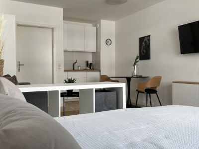 Stilvoll m&ouml;bliertes Apartment im Szene-Viertel - Zweitbezug nach Sanierung