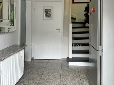 Exclusive house, style and functionality, with garden and terrace, garage, quiet and central