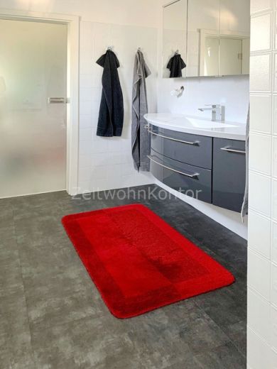 Exclusive house, style and functionality, with garden and terrace, garage, quiet and central