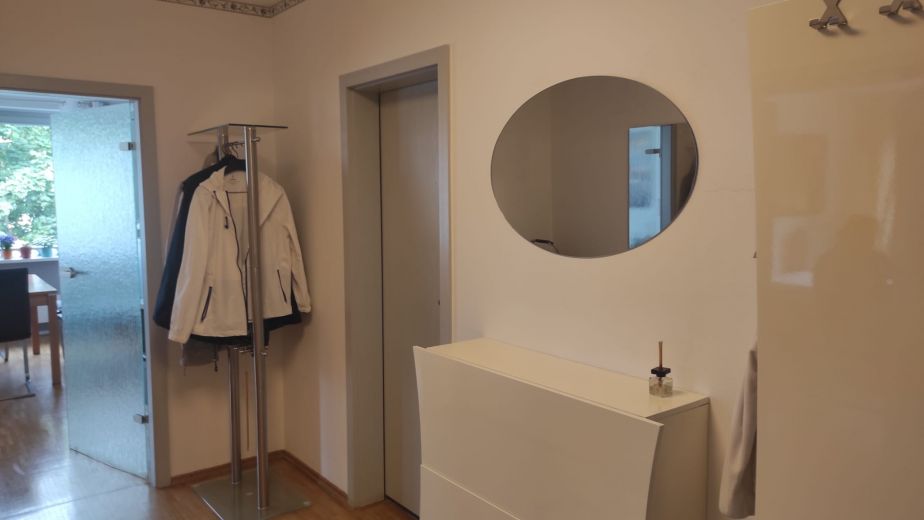 Wohnen auf Zeit - 3 Zimmerwohnung, traumhafte Lage, am Klinikum