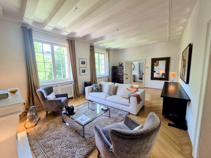 Carlstadt Rarität! Stylische Altbau-Wohnung in top Lage