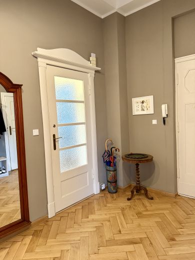 Kleine Wohnung mit Küche und Bad