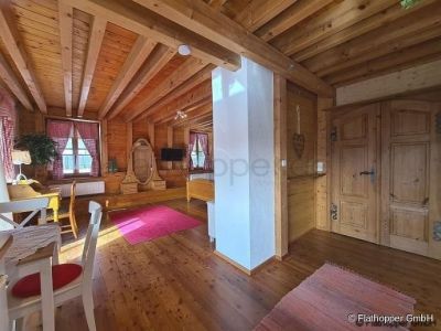 Einladendes Apartment mit herrlichem Balkon in München - Hadern