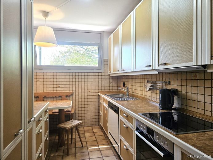 Möblierte 4-Zimmer-Wohnung in Putzbrunn