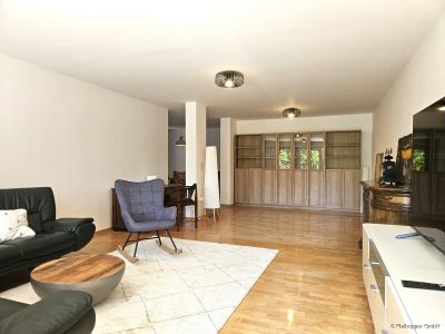 Möblierte 4-Zimmer-Wohnung in Putzbrunn