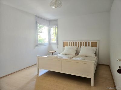 Möblierte 4-Zimmer-Wohnung in Putzbrunn