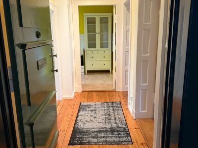 Möblierte Altbauwohnung „Wohnen auf Zeit“ – 76 m², Charlottenburg