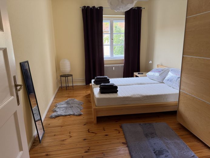 Möblierte Altbauwohnung „Wohnen auf Zeit“ – 76 m², Charlottenburg