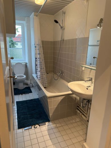 Möblierte Altbauwohnung „Wohnen auf Zeit“ – 76 m², Charlottenburg