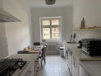 Möblierte Altbauwohnung „Wohnen auf Zeit“ – 65 m², Charlottenburg