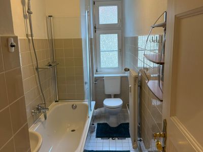 Möblierte Altbauwohnung „Wohnen auf Zeit“ – 65 m², Charlottenburg