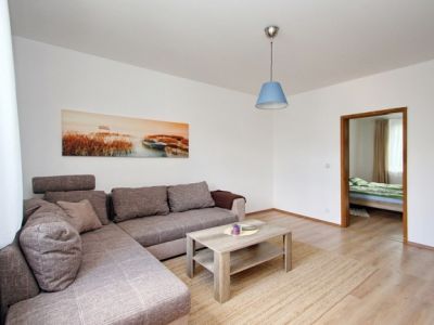 ZeitwohnKontor: Schicke Wohnung Nähe (2 min) S-Bahn, Internet