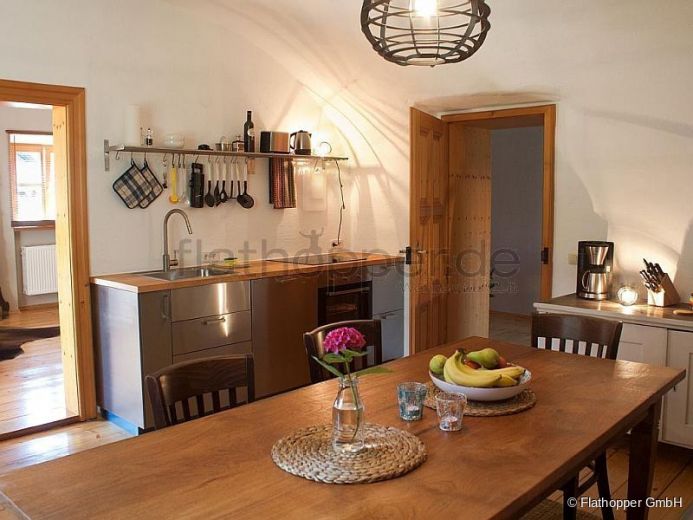 Hochwertige 2-Zimmer-Wohnung im denkmalgeschützem Haus in Grassau bei Chiemsee