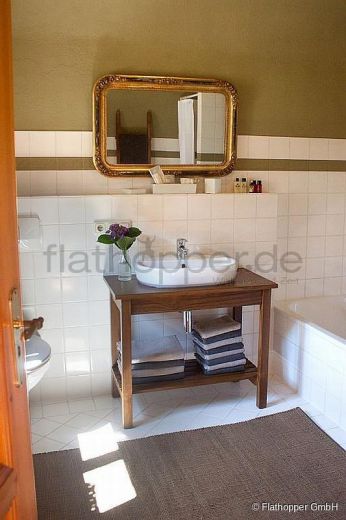 Hochwertige 2-Zimmer-Wohnung im denkmalgeschützem Haus in Grassau bei Chiemsee
