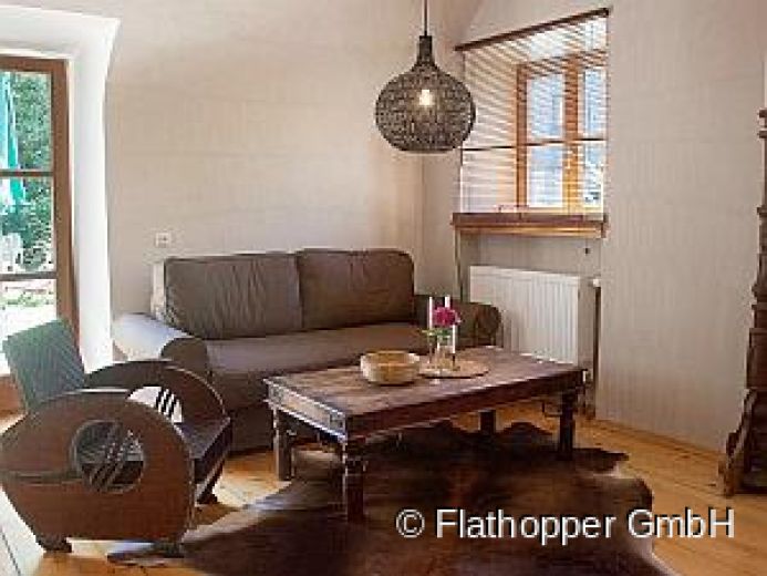 Hochwertige 2-Zimmer-Wohnung im denkmalgeschützem Haus in Grassau bei Chiemsee