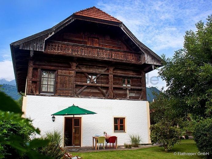 Hochwertige 2-Zimmer-Wohnung im denkmalgesch&uuml;tzem Haus in Grassau bei Chiemsee