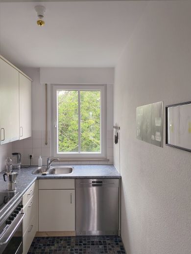 1 Zimmer in möblierter 3-Zimmer-Wohnung  mit großem Südbalkon in München Neuperlach