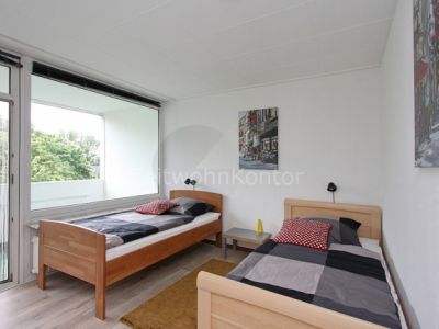Whg mit zwei Schlafzimmern  für bis zu 4 Pers., ideal für Monteure, 2 Balkone, Nähe Moers, Internet!