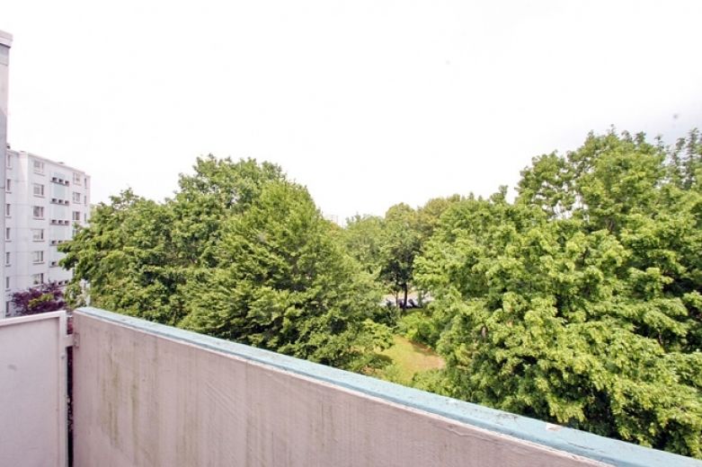 Whg mit zwei Schlafzimmern  für bis zu 4 Pers., ideal für Monteure, 2 Balkone, Nähe Moers, Internet!