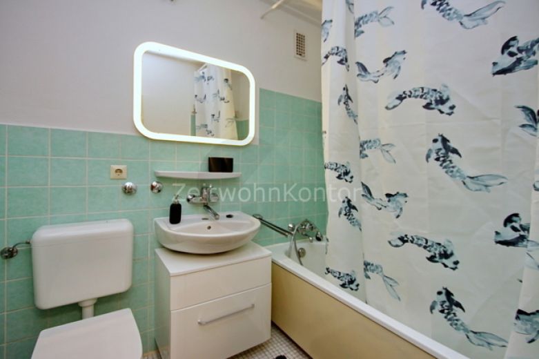 Whg mit zwei Schlafzimmern  für bis zu 4 Pers., ideal für Monteure, 2 Balkone, Nähe Moers, Internet!