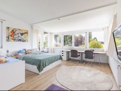 Möbliertes Haus mit 5 Zimmern, Kamin, Garten