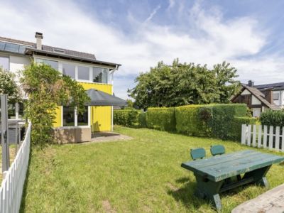 Möbliertes Haus mit 5 Zimmern, Kamin, Garten