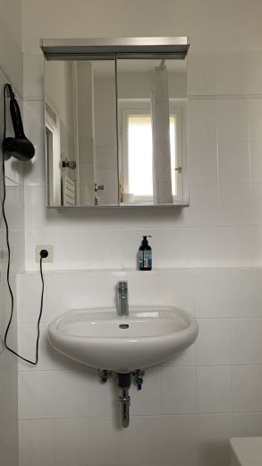 Wunderschön helles modern ausgestattetes Apartment mit Balkon